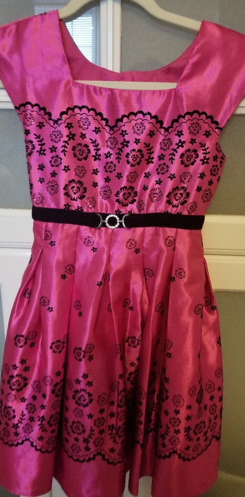 Girls dress